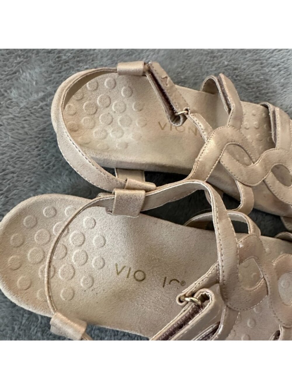 Vionic Jodie Gold Adjustable Sandals Shoes Women's size 9 - Picture 2 of 5